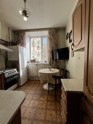 Продам трехкомнатную (3-комн.) квартиру, Урицкого ул, 44А, Пенза г