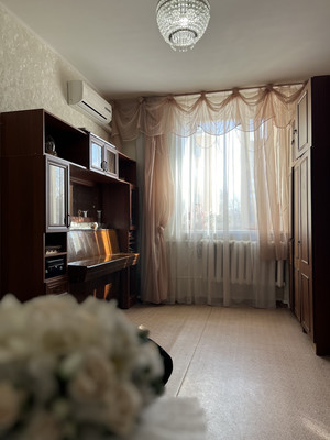 Продам трехкомнатную (3-комн.) квартиру, Урицкого ул, 44А, Пенза г