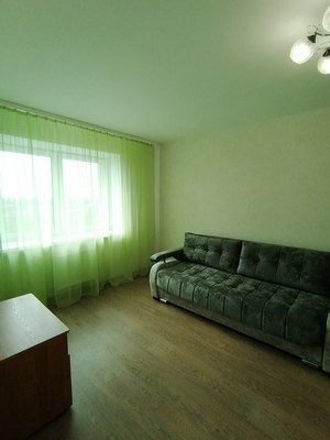 Сдам однокомнатную (1-комн.) квартиру, профессора Сороки ул, 13, Великий Новгород г