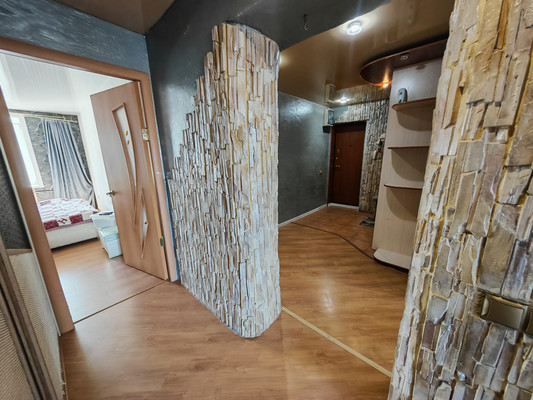 Продам трехкомнатную (3-комн.) квартиру, Ленина пр-кт, 18, Комсомольск-на-Амуре г