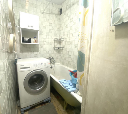 Продам двухкомнатную (2-комн.) квартиру, Можайского ул, 10, Красноярск г