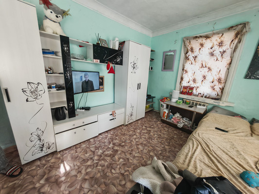 Продам трехкомнатную (3-комн.) квартиру, Хасановская ул, 65, Комсомольск-на-Амуре г