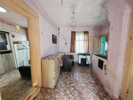 Продам трехкомнатную (3-комн.) квартиру, Хасановская ул, 65, Комсомольск-на-Амуре г