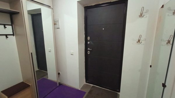 Продам однокомнатную (1-комн.) квартиру, Заречная ул, 3к1, Ханты-Мансийск г