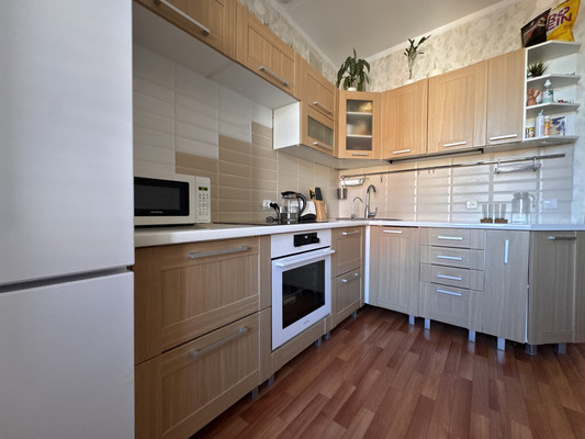 Продам однокомнатную (1-комн.) квартиру, Холмогорская ул, 4кБ, Пермь г