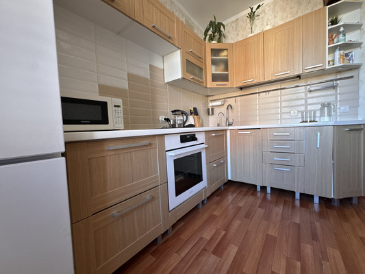 Продам однокомнатную (1-комн.) квартиру, Холмогорская ул, 4кБ, Пермь г