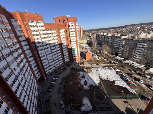 Продам однокомнатную (1-комн.) квартиру, Холмогорская ул, 4кБ, Пермь г