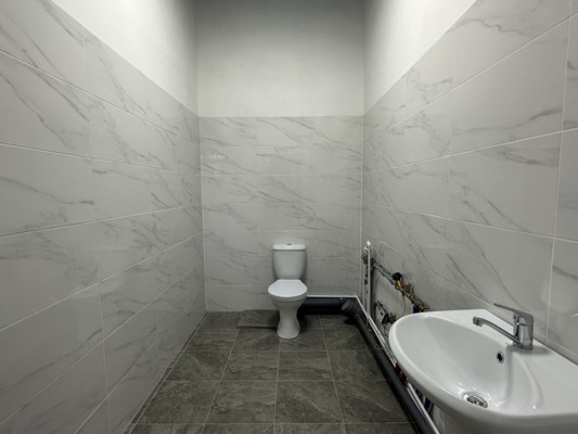 Сдам торговое помещение 97,6 м2, Героев Хасана ул, 93б, Пермь г