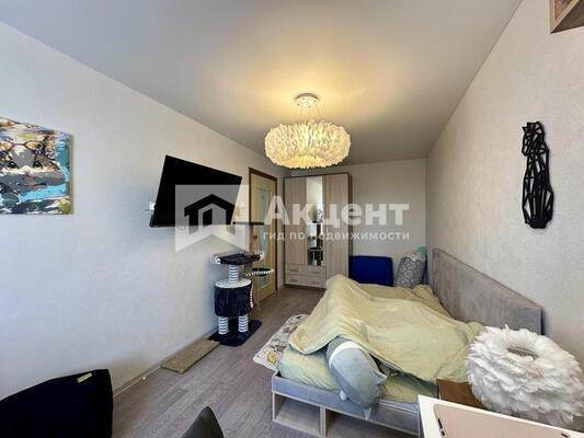 Продам трехкомнатную (3-комн.) квартиру, Бакинский проезд, 92, Иваново г