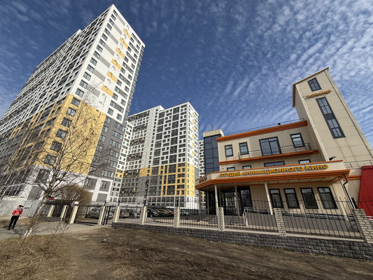 Продам однокомнатную (1-комн.) квартиру (долевое), Большевиков пр-кт, 3, Санкт-Петербург г