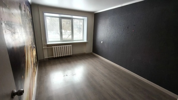 Продам двухкомнатную (2-комн.) квартиру, 1 мкр, 57, Кропоткин г