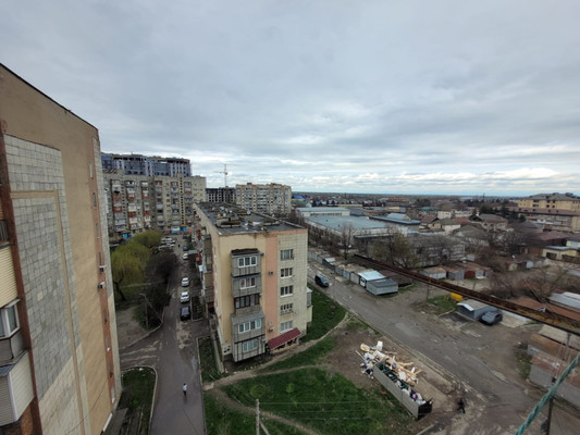 Продам двухкомнатную (2-комн.) квартиру, Т.Идарова ул, 166, Нальчик г