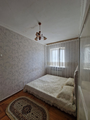 Продам трехкомнатную (3-комн.) квартиру, Пачева ул, 28, Нальчик г