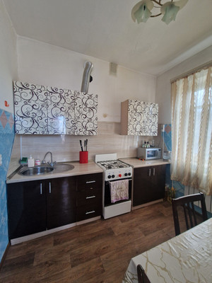 Продам трехкомнатную (3-комн.) квартиру, Пачева ул, 28, Нальчик г