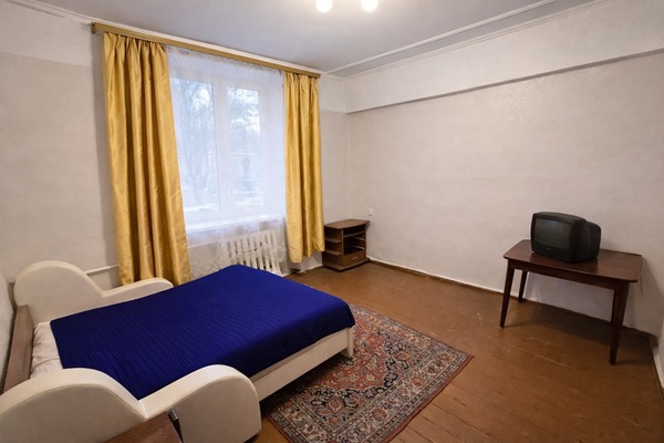 Продам двухкомнатную (2-комн.) квартиру, Ленина ул, 13, Апрелевка г