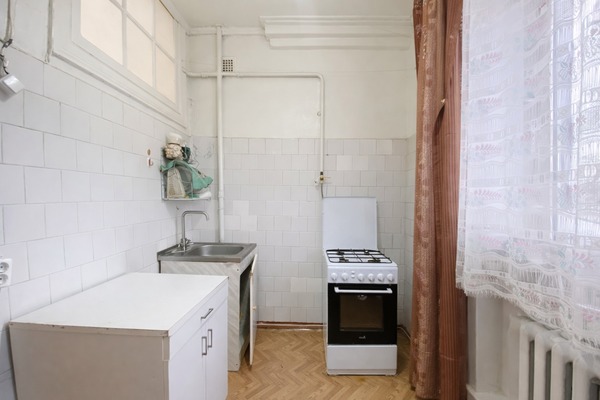 Продам двухкомнатную (2-комн.) квартиру, Ленина ул, 13, Апрелевка г