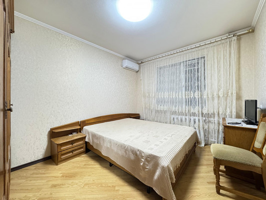 Продам двухкомнатную (2-комн.) квартиру, Московская ул, 6, Нальчик г