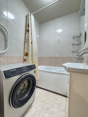 Продам двухкомнатную (2-комн.) квартиру, Московская ул, 6, Нальчик г