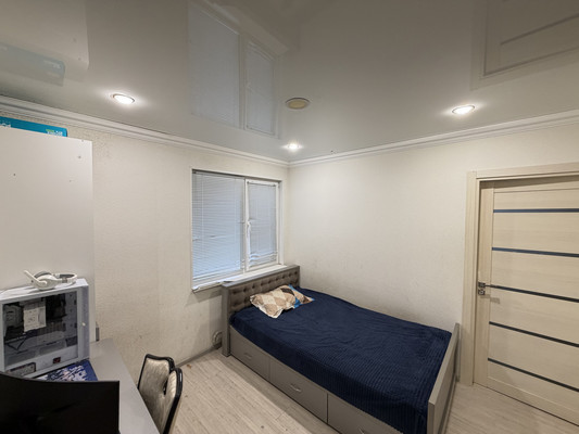 Продам многокомнатную квартиру, Атажукина ул, 4, Нальчик г