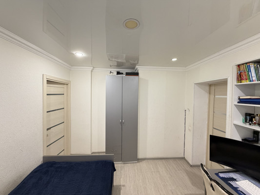 Продам многокомнатную квартиру, Атажукина ул, 4, Нальчик г