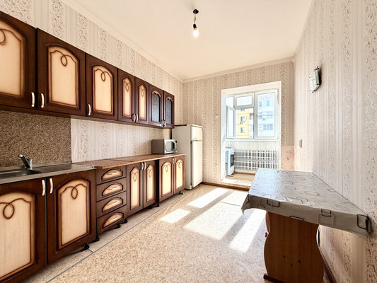 Продам однокомнатную (1-комн.) квартиру, Куликова ул, 81к3, Астрахань г