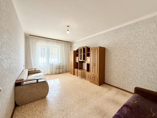 Продам однокомнатную (1-комн.) квартиру, Куликова ул, 81к3, Астрахань г