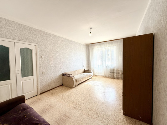 Продам однокомнатную (1-комн.) квартиру, Куликова ул, 81к3, Астрахань г