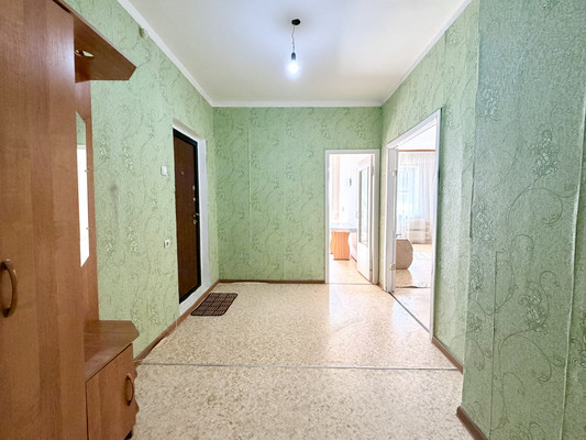 Продам однокомнатную (1-комн.) квартиру, Куликова ул, 81к3, Астрахань г