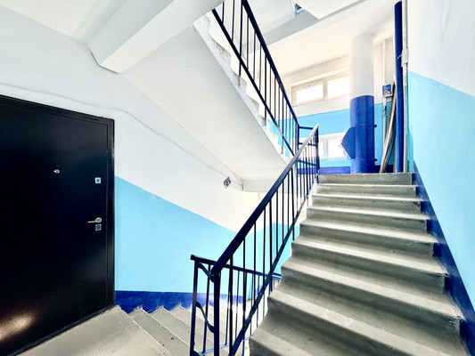 Продам однокомнатную (1-комн.) квартиру, Куликова ул, 81к3, Астрахань г