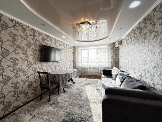 Продам трехкомнатную (3-комн.) квартиру, Силикатная ул, 26, Астрахань г