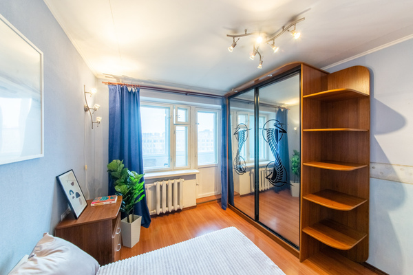 Продам двухкомнатную (2-комн.) квартиру, Непокорённых пр-кт, 16к1, Санкт-Петербург г