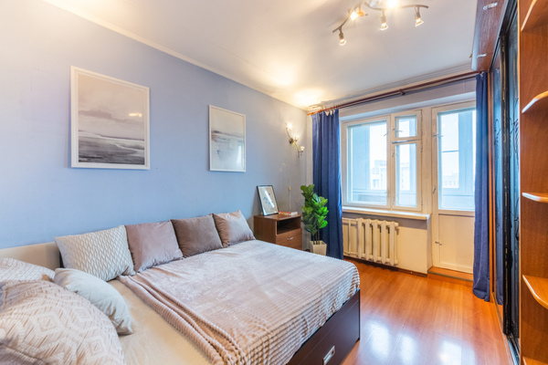 Продам двухкомнатную (2-комн.) квартиру, Непокорённых пр-кт, 16к1, Санкт-Петербург г