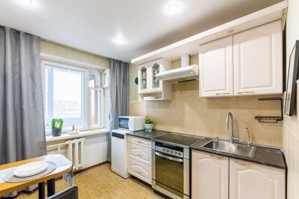 Продам двухкомнатную (2-комн.) квартиру, Непокорённых пр-кт, 16к1, Санкт-Петербург г