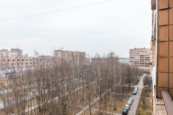 Продам двухкомнатную (2-комн.) квартиру, Непокорённых пр-кт, 16к1, Санкт-Петербург г