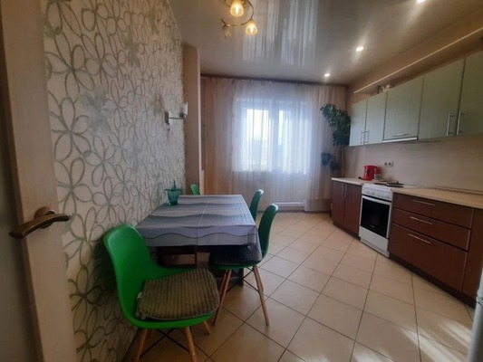 Сдам двухкомнатную (2-комн.) квартиру, Ржанова ул, 45/3, Иркутск г