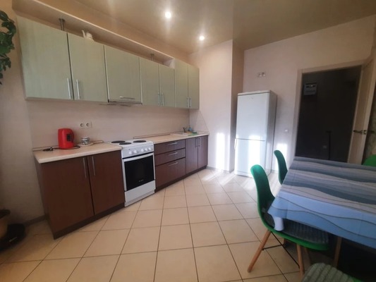 Сдам двухкомнатную (2-комн.) квартиру, Ржанова ул, 45/3, Иркутск г