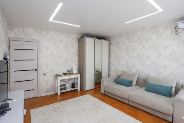 Продам двухкомнатную (2-комн.) квартиру, Шпачека ул, 10, Иркутск г