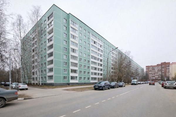 Продам трехкомнатную (3-комн.) квартиру, Сиреневый б-р, 22/26А, Санкт-Петербург г