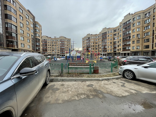 Продам однокомнатную (1-комн.) квартиру, Госпитальная ул, 10, Селятино рп