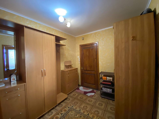 Продам двухкомнатную (2-комн.) квартиру, Ляпидевского ул, 66а, Тихорецк г