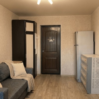 Сдам комнату в 6-комн. квартире, Академика Константинова ул, 4к1, Санкт-Петербург г