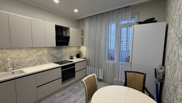 Продам трехкомнатную (3-комн.) квартиру, Жданова ул, 21кБ, Ростов-на-Дону г