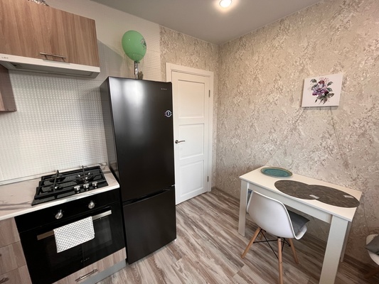 Сдам однокомнатную (1-комн.) квартиру, Малиновая ул, 4, Дядьково с