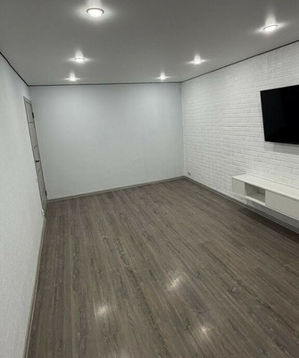 Продам двухкомнатную (2-комн.) квартиру, Строителей пр-кт, 11, Волгодонск г