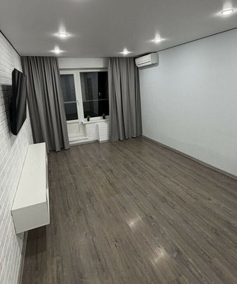 Продам двухкомнатную (2-комн.) квартиру, Строителей пр-кт, 11, Волгодонск г