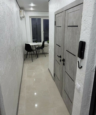 Продам двухкомнатную (2-комн.) квартиру, Строителей пр-кт, 11, Волгодонск г