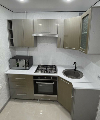 Продам двухкомнатную (2-комн.) квартиру, Строителей пр-кт, 11, Волгодонск г