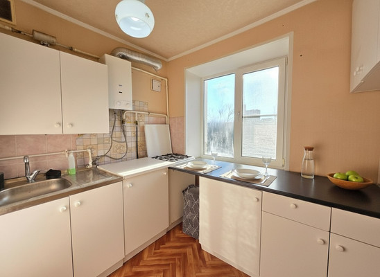 Продам двухкомнатную (2-комн.) квартиру, Профсоюзная ул, 87/29, Ростов-на-Дону г