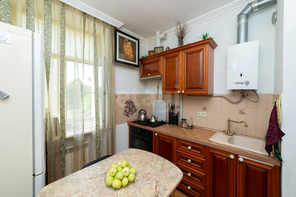 Продам двухкомнатную (2-комн.) квартиру, Садовый (Львовский мкр.) проезд, 8, Подольск г