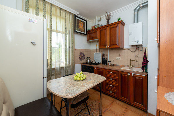 Продам двухкомнатную (2-комн.) квартиру, Садовый (Львовский мкр.) проезд, 8, Подольск г